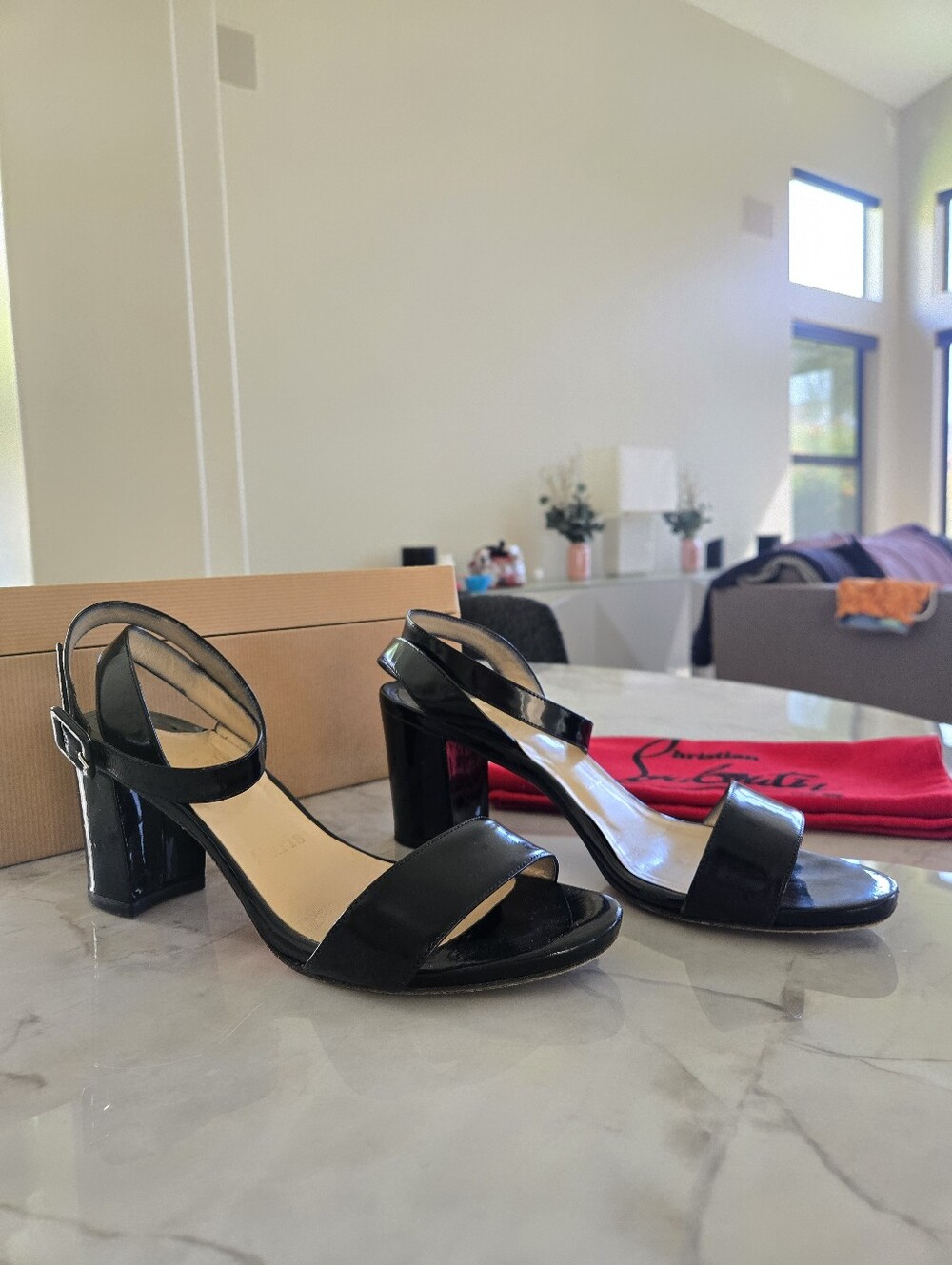 { Christian Louboutin } Jordi Heel - Picture 8 of 14